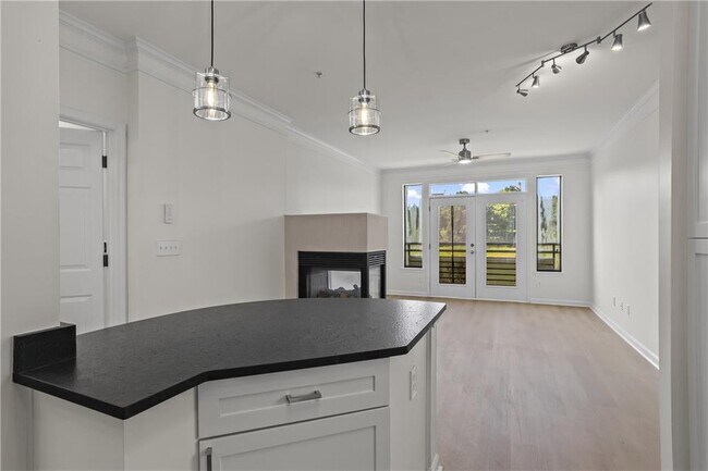 Building Photo - 401 16th St NW