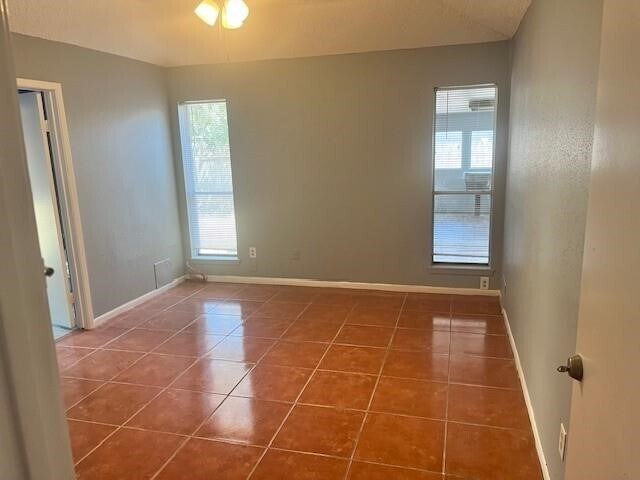 Building Photo - 4218 Southchase Ln