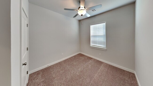 Building Photo - New Construction 3 Bedroom, 2 Bathroom on a 1.45 Acre Lot in Ridge Creek Addition!