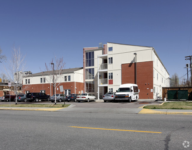 Building Photo - Kentucky Circle Village