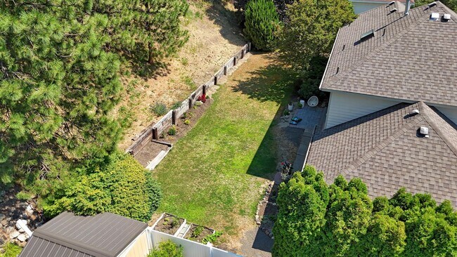 Building Photo - 10108 N Seminole Dr