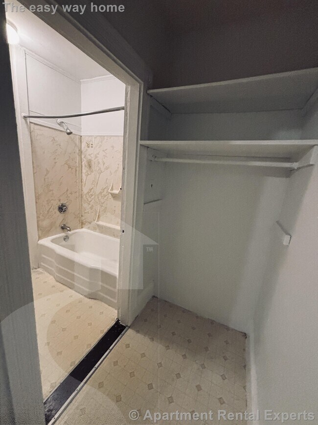 Building Photo - 185 Lowell St