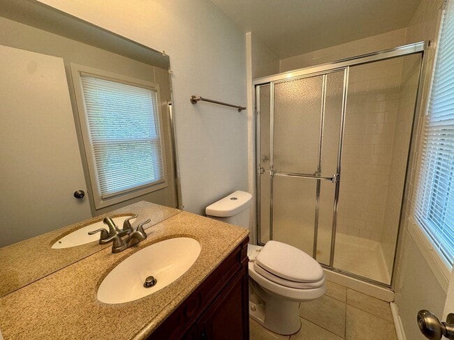 Building Photo - 2911 Tallow Ln