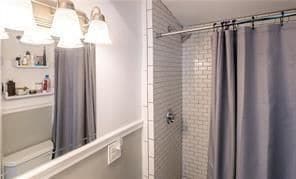 Building Photo - 15 Webster St