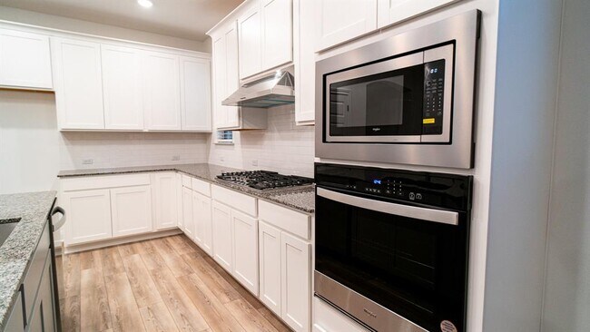 Building Photo - 3501 Jaulan St