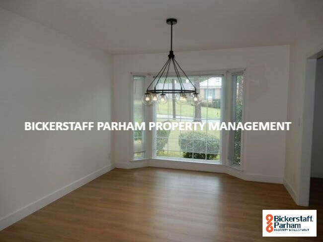 Building Photo - Luxury, Location, and Convenience. Near Heath Park!!