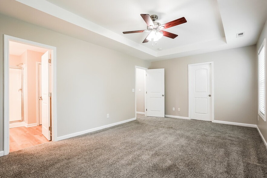 Building Photo - 115 Switchback Street