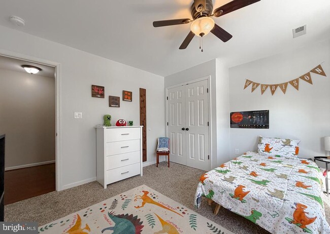 Building Photo - 23185 Pembrook Dr