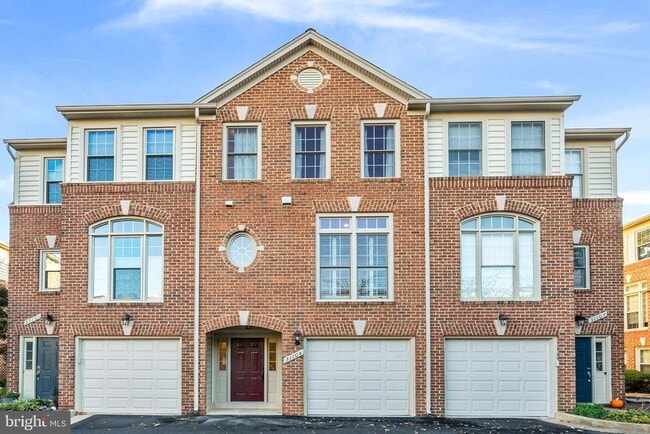 Building Photo - 3110 9th Rd N