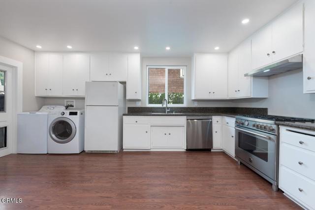 Building Photo - 1208 Lyndon St