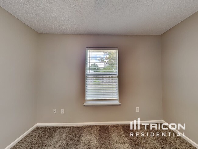 Building Photo - 3088 Seth Dr