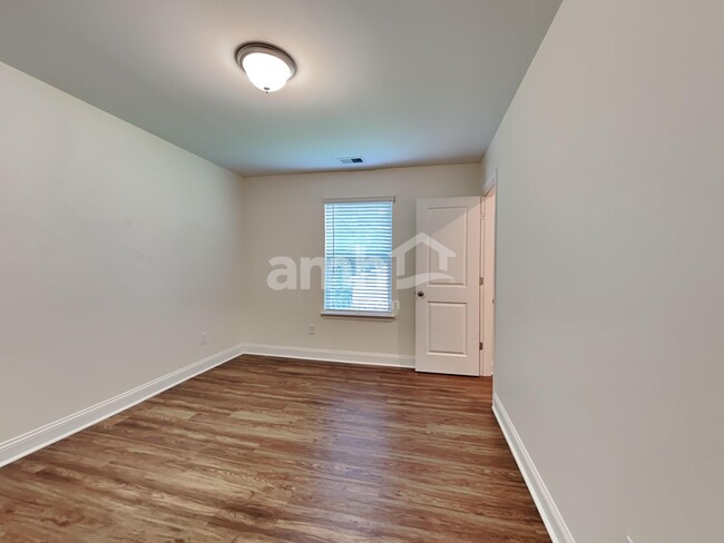 Building Photo - 149 Sweet Gum Dr