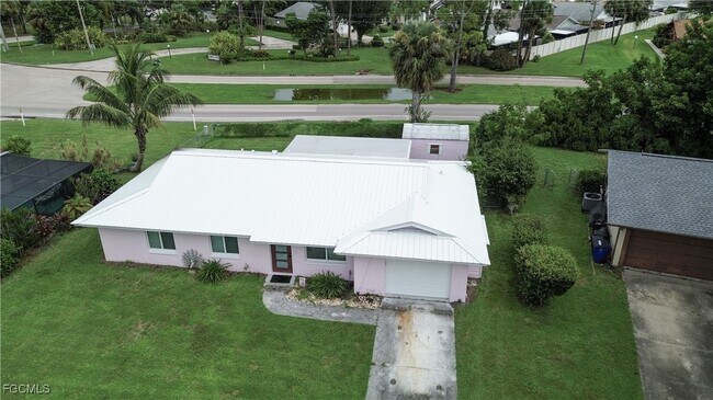 Building Photo - 1323 Torreya Cir