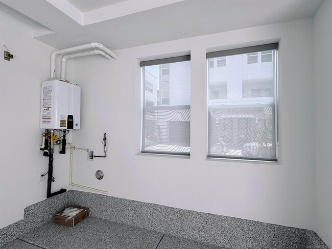 Building Photo - 2630 Everly Dr