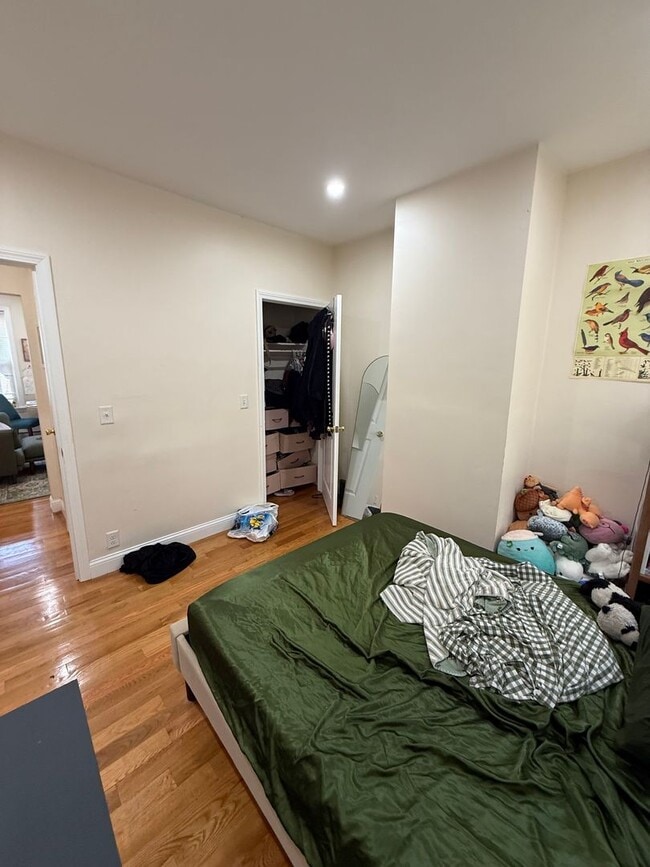 Building Photo - No Brokers Fee, Heat, Hot Water Included, One Bedroom Unit Plus Extra Room, Pets Friendly