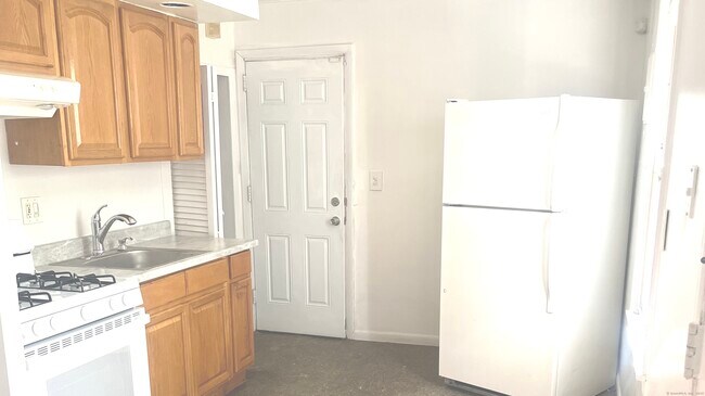 Building Photo - 25 Evers Ct