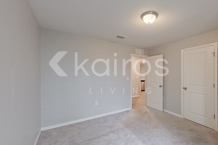 Building Photo - 9141 Aegean Cir