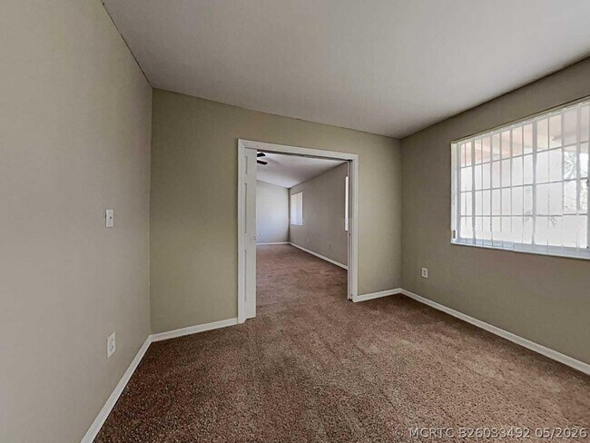 Building Photo - 15008 SW 112th Ln