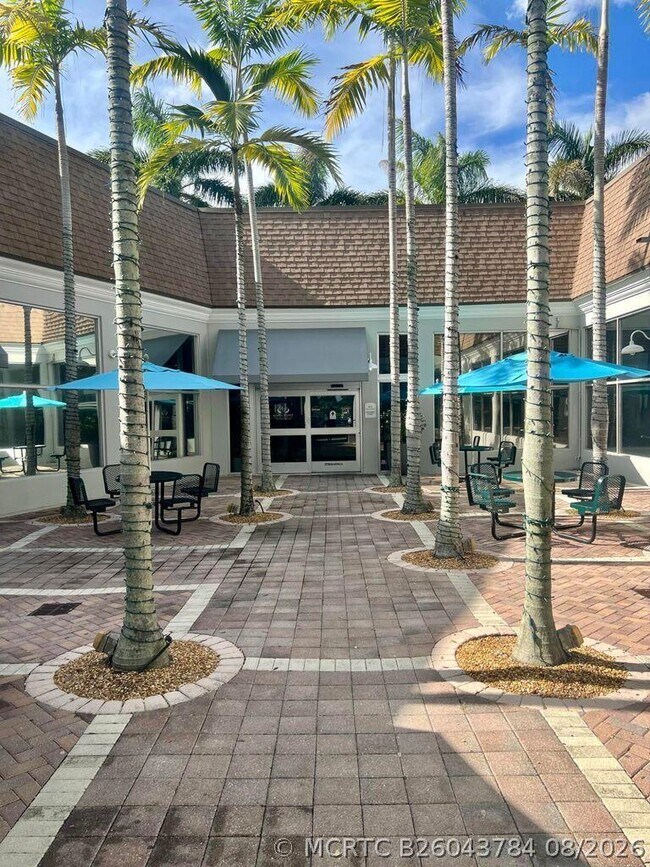 Building Photo - 640 Monaco Blvd