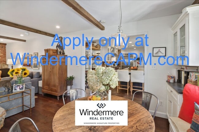 Building Photo - Stunning 5 Bed/3 Bath Home in Highly Desirable Fab Forties of East Sacramento!