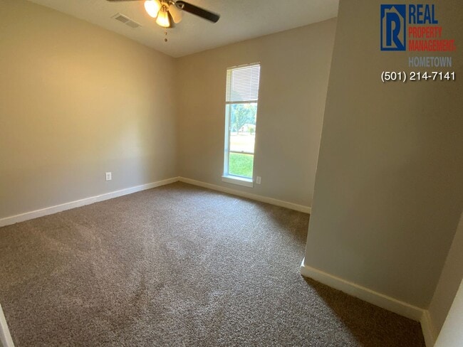 Building Photo - 14225 Clayton-