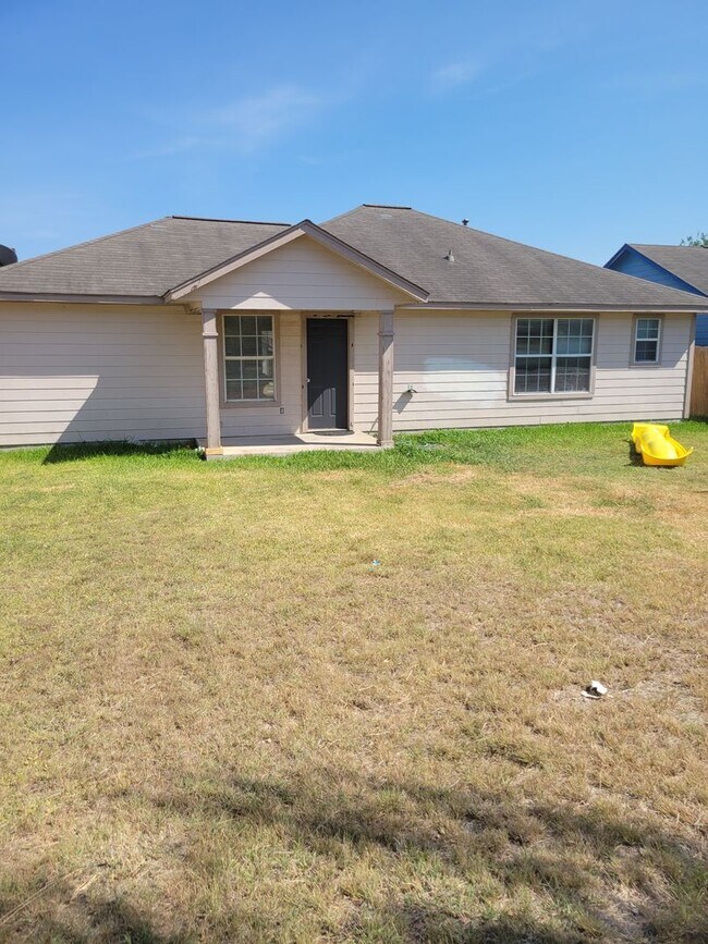 Building Photo - Charming 3 bedroom, 2 bath Home - Jefferso...