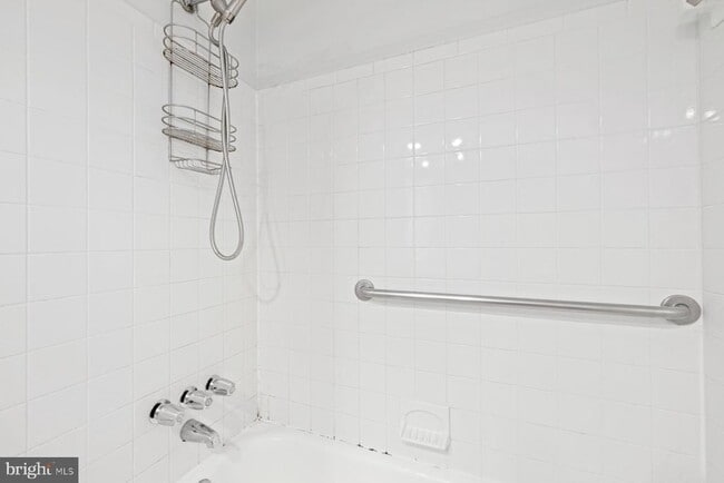 Building Photo - 3331 Buehler Ct