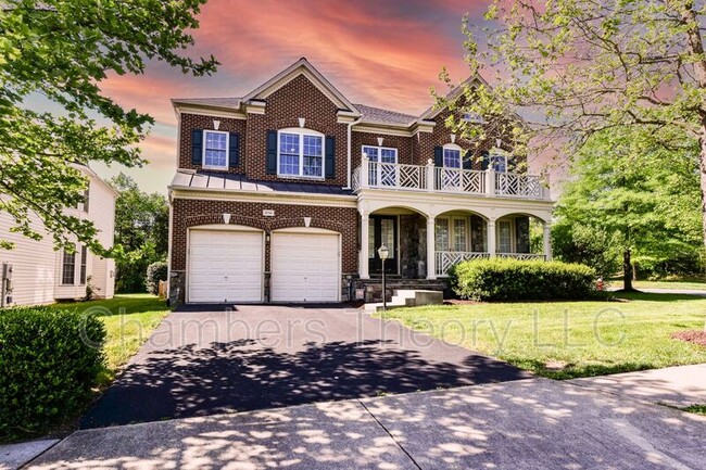 Primary Photo - 25798 S Village Dr