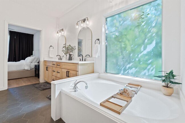 Building Photo - 17813 Box Canyon Terrace