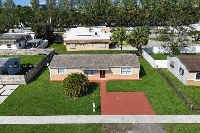 Building Photo - 2411 NW 208th St