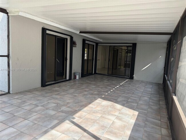 Building Photo - 17340 NW 63rd Ave