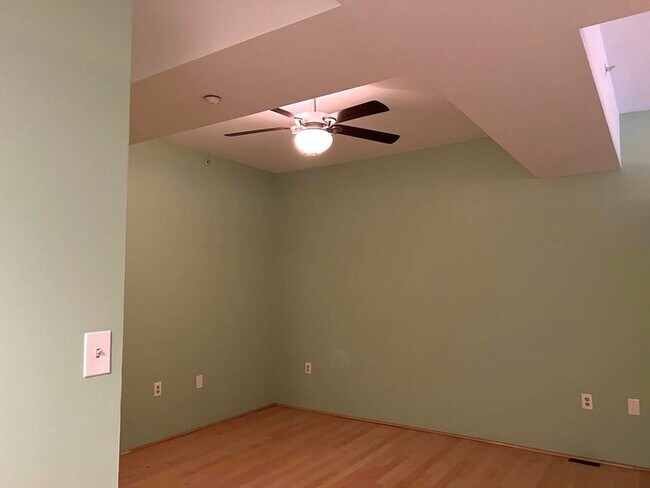 Building Photo - Exceptional condo unit in the heart Boston...