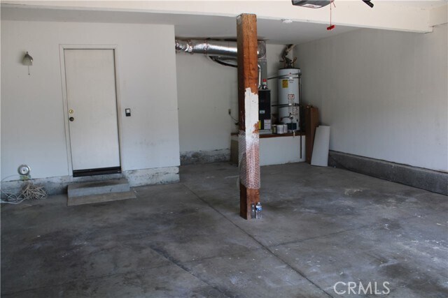 Building Photo - 24 Woodgrove