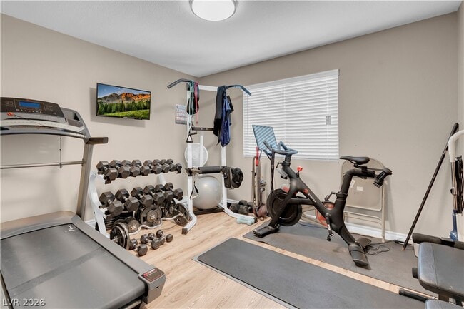 Building Photo - 3949 N Rhine Way