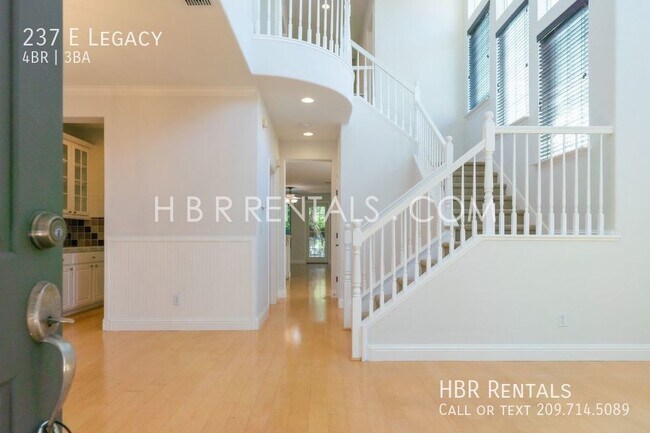 Building Photo - WICKLUND Village 4 Bedroom Home - Gated Dr...