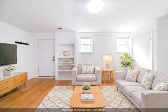 Building Photo - 236 Christopher Columbus Dr