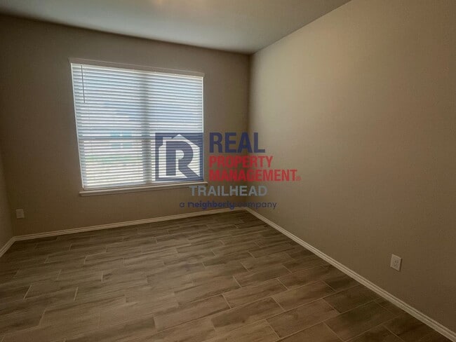 Building Photo - Striking 3 Bedroom/3 Bath Open Concept Hom...