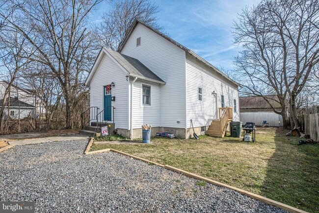 Building Photo - 12 Zane St