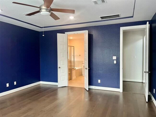Building Photo - 23707 Montclair Forest Trl