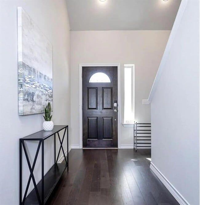 Building Photo - 7516 Saginaw Dr