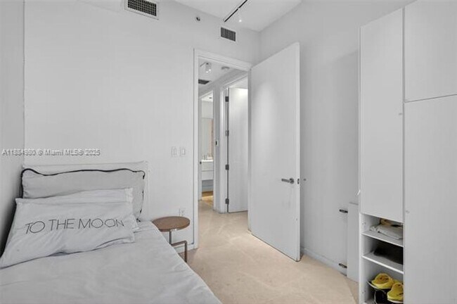 Building Photo - 9705 Collins Ave