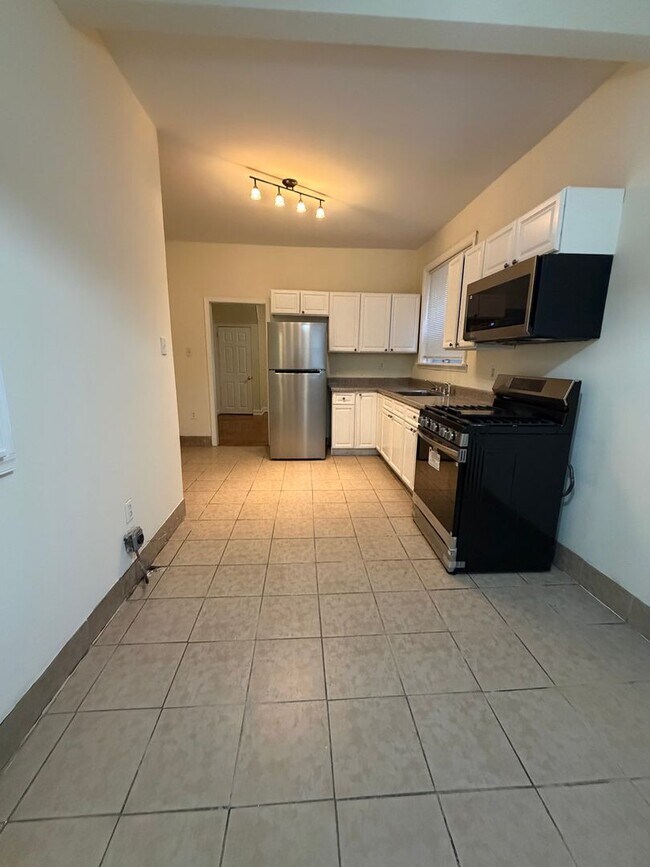 Building Photo - Section 8 approved! Newly renovated 4 bedroom, 1.5 bath