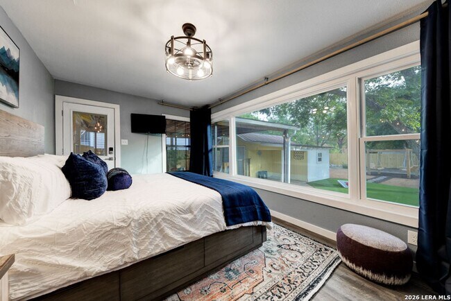 Building Photo - 406 McKinley Ave