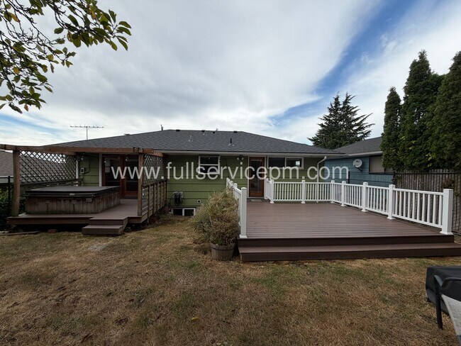 Building Photo - 4834 15th Ave S