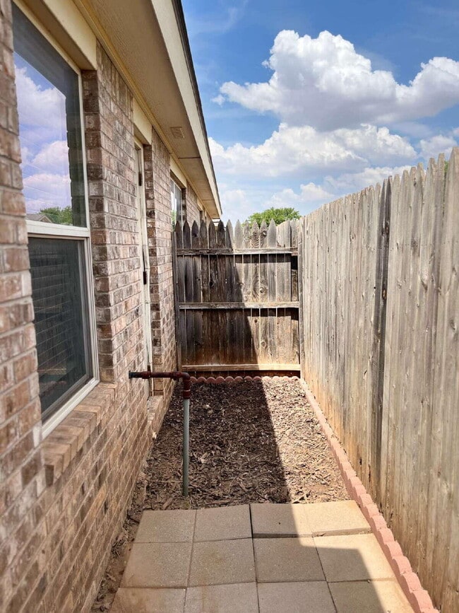 Building Photo - 2401 73rd St