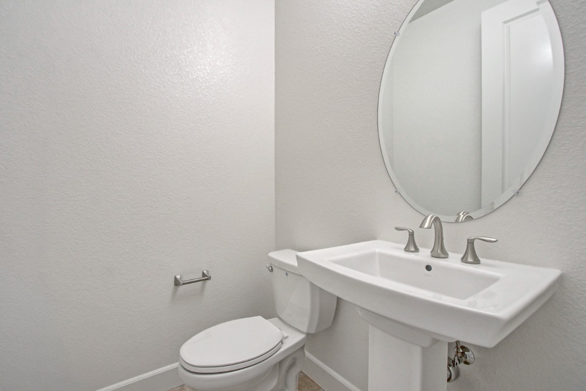 Downstairs 1/2 Bath - 2008 Gumbinger Pl