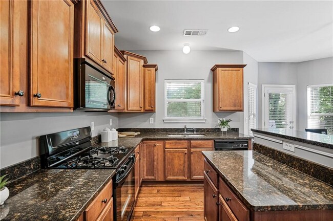 Building Photo - 611 Crosswinds Cir