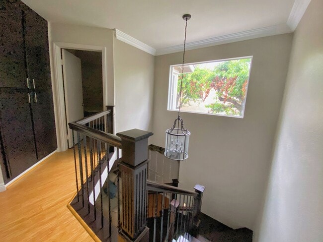 Building Photo - Welcome to the beautiful neighborhood of W...