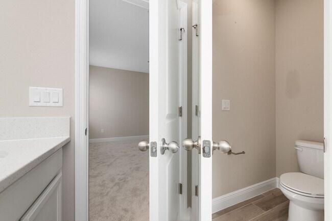 Building Photo - 6541 Rover Wy