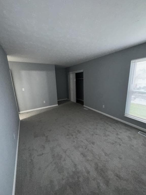 Building Photo - 46 Apple Ln